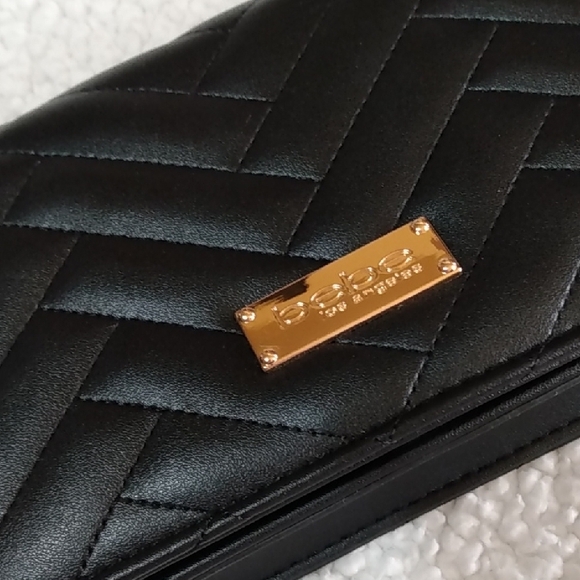 Bebe Sophia Black Crossbody Quilted Chevron Chain Strap Card Holder Tassel - Picture 10 of 13